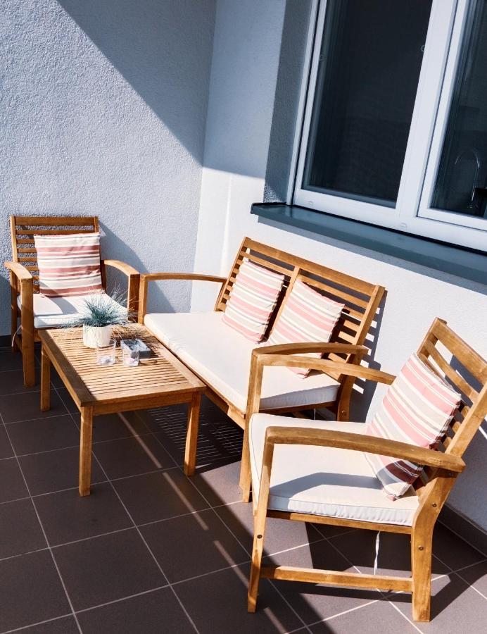 Appartement Apartament Na Zielonej Z Tarasem à Piła Extérieur photo